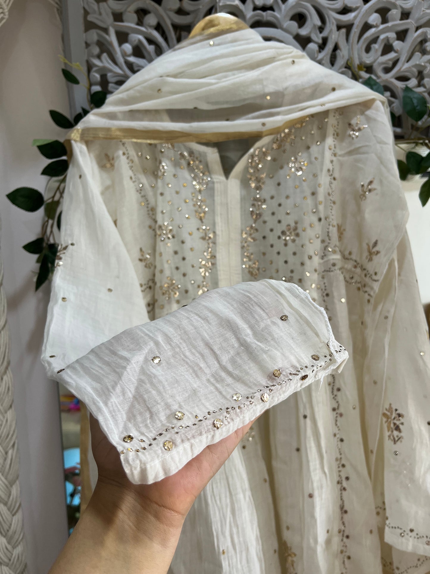 Kiran mul kamdani suit set