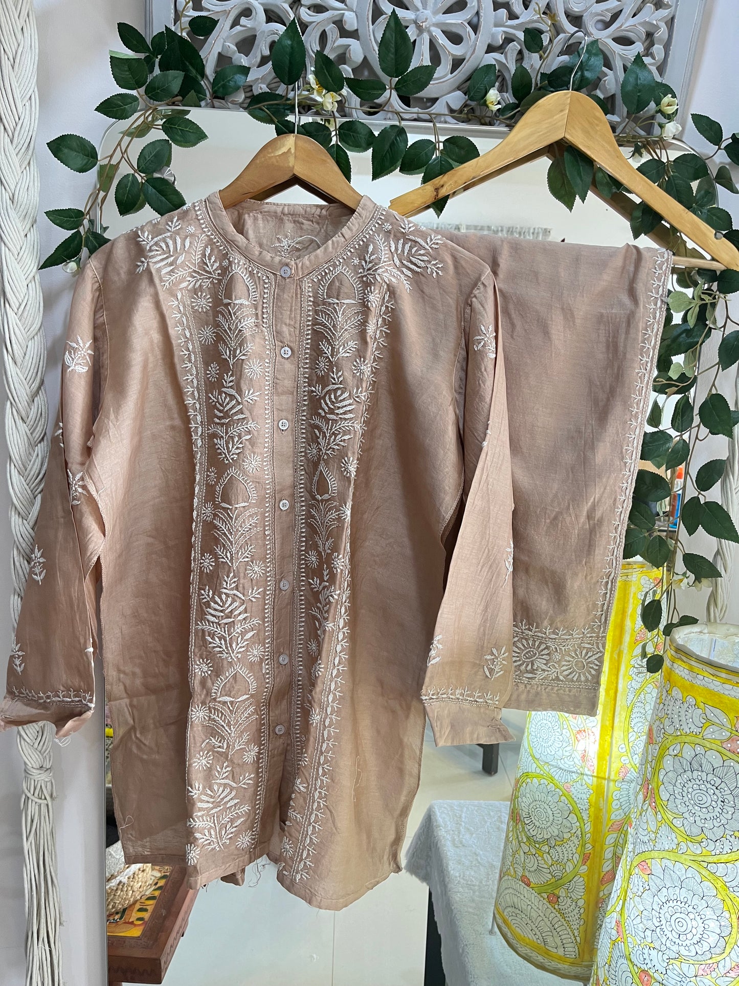Kiya mul coord set(Semi Stitched)
