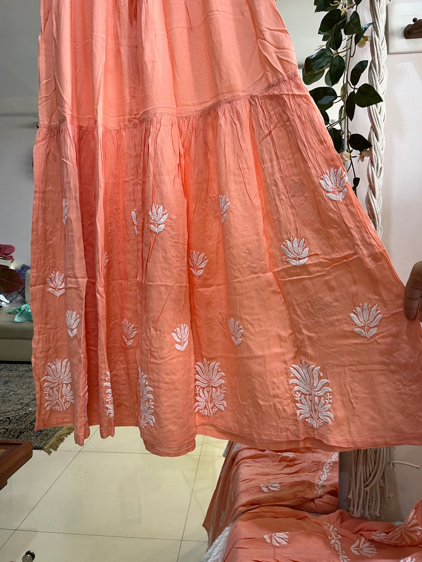 Sara Gharara set Peach