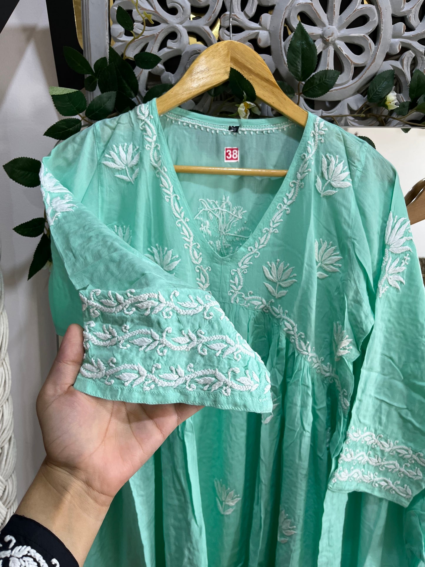 Sara Gharara set sea green