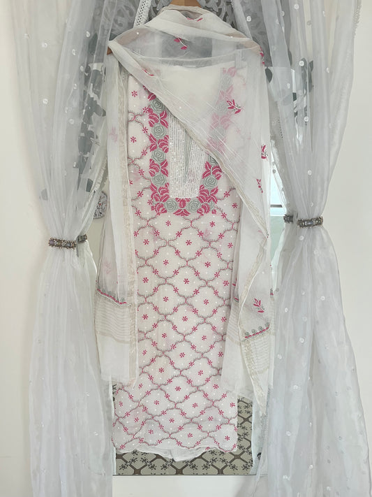 Anaiza mul chanderi suit set