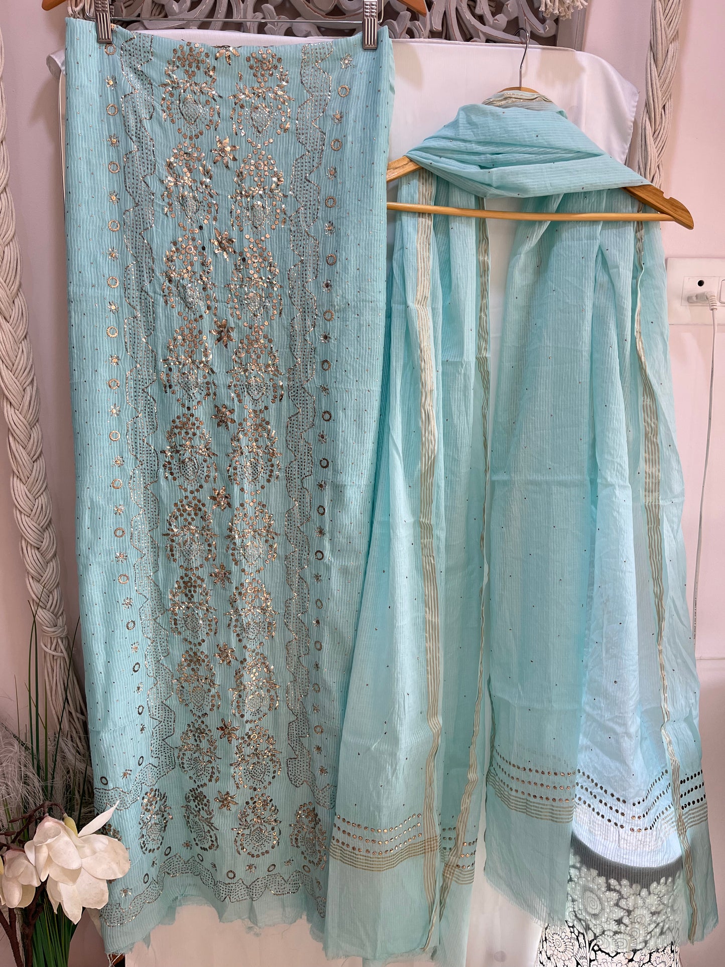 Noor mukaish suit sets