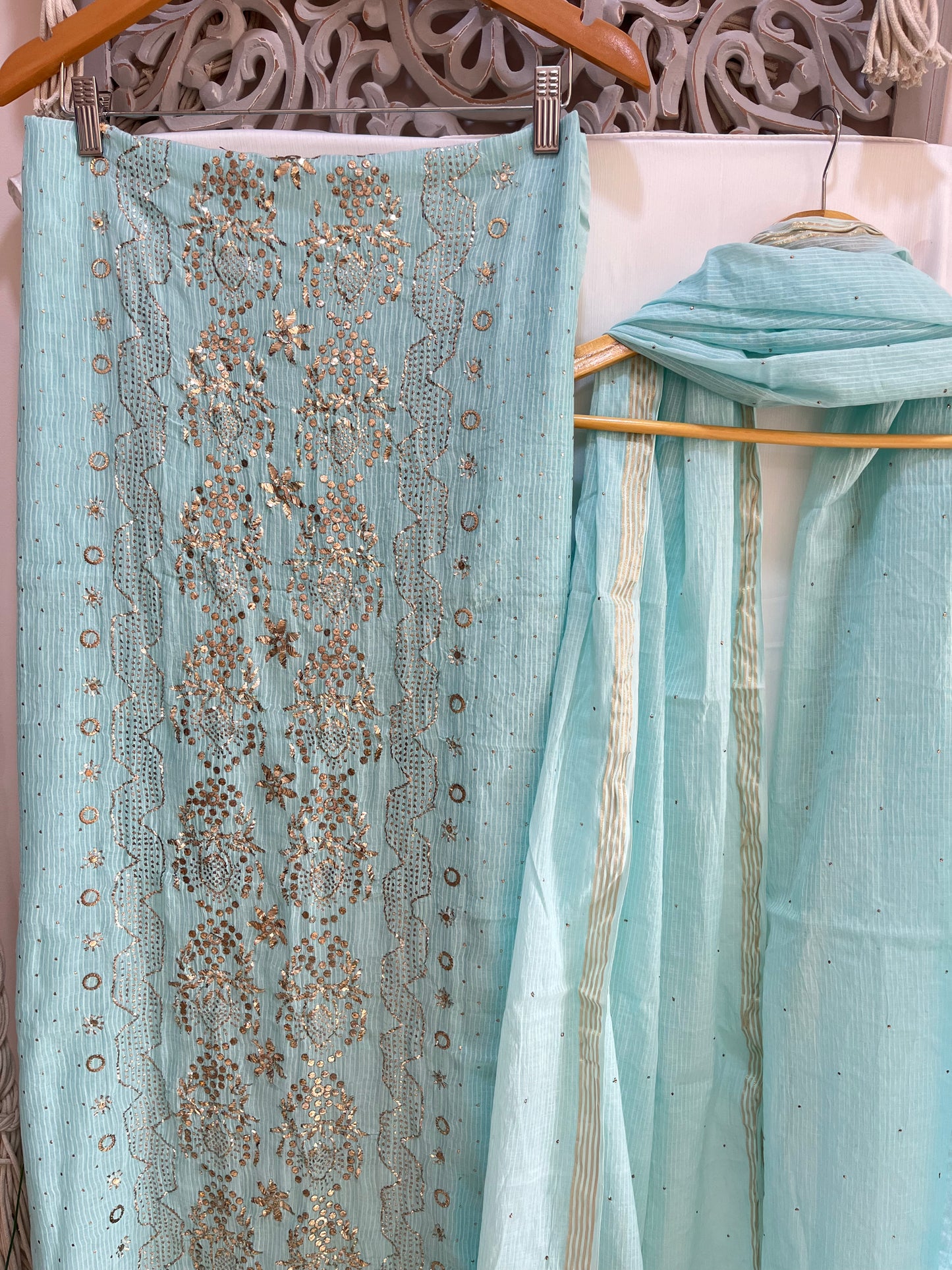 Noor mukaish suit sets