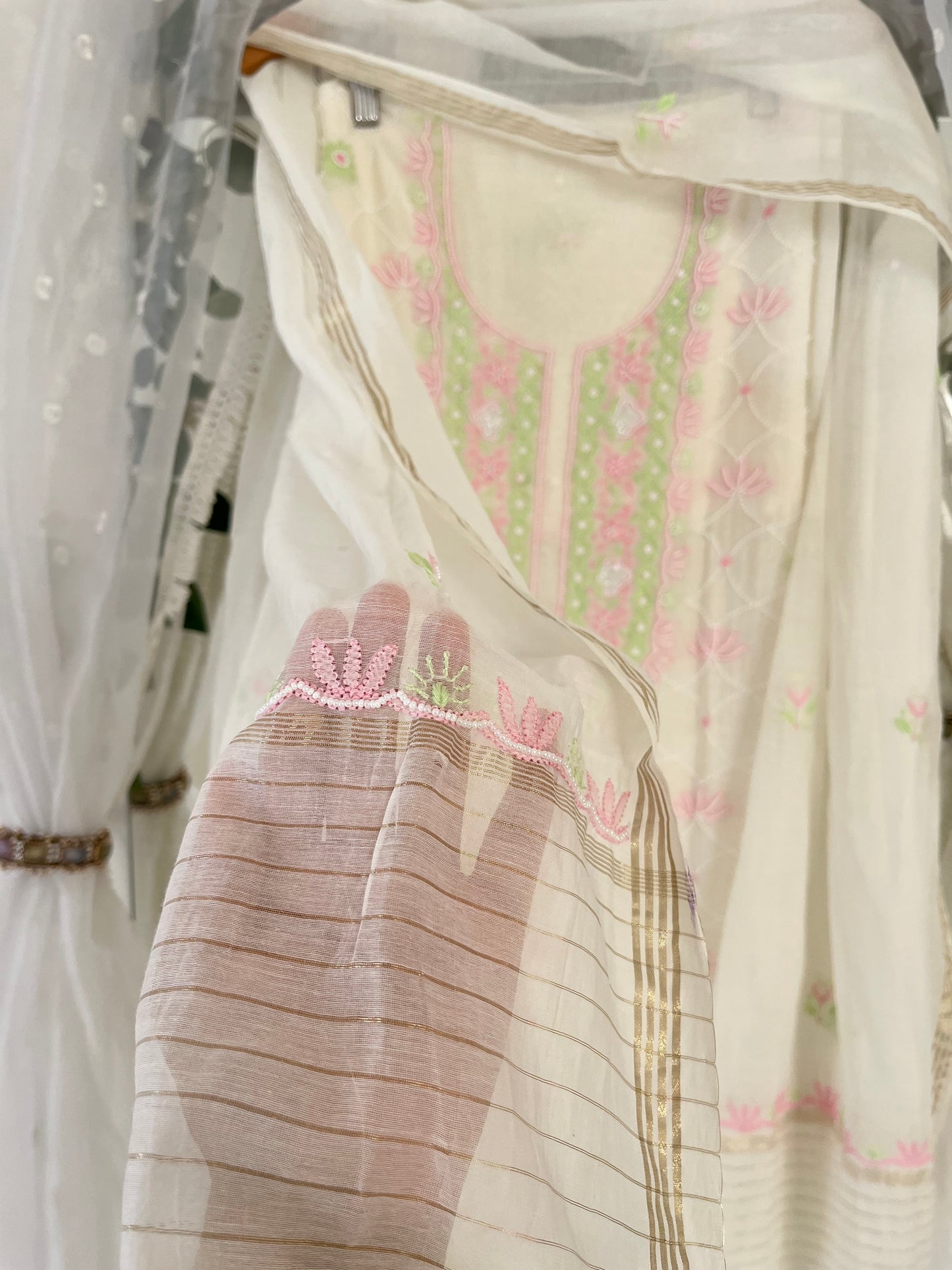 Anaiza mul chanderi 3 piece suit set(unstitched)