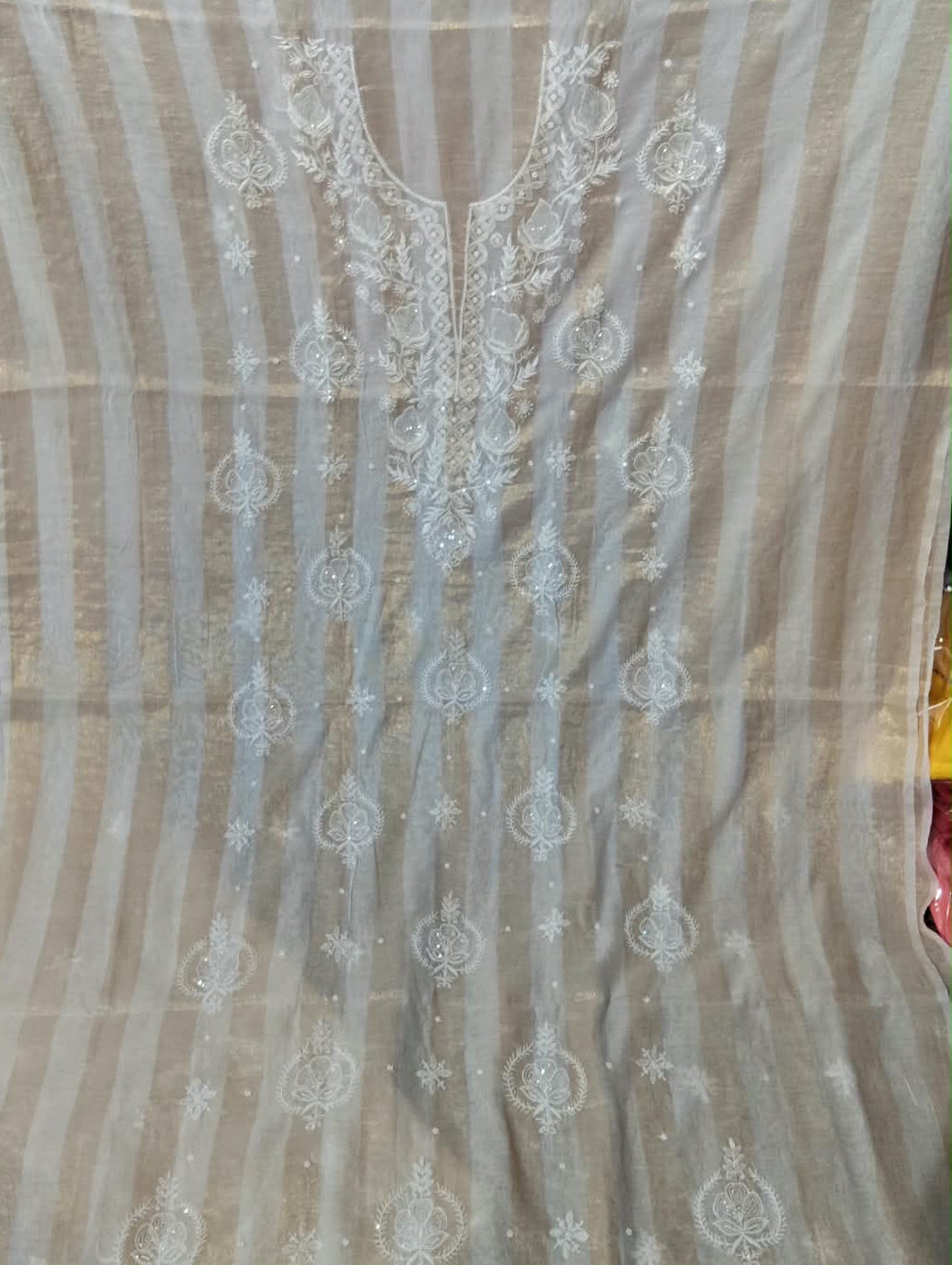 Golden patti suit d1
