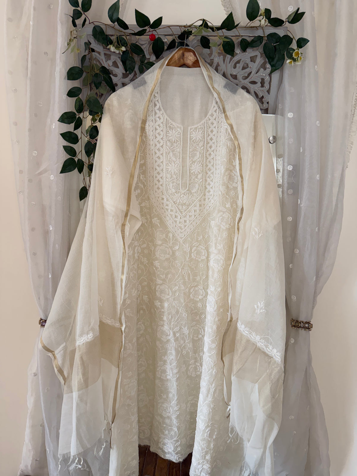 Kohinoor mul chanderi 2 piece suit set(unstitched)