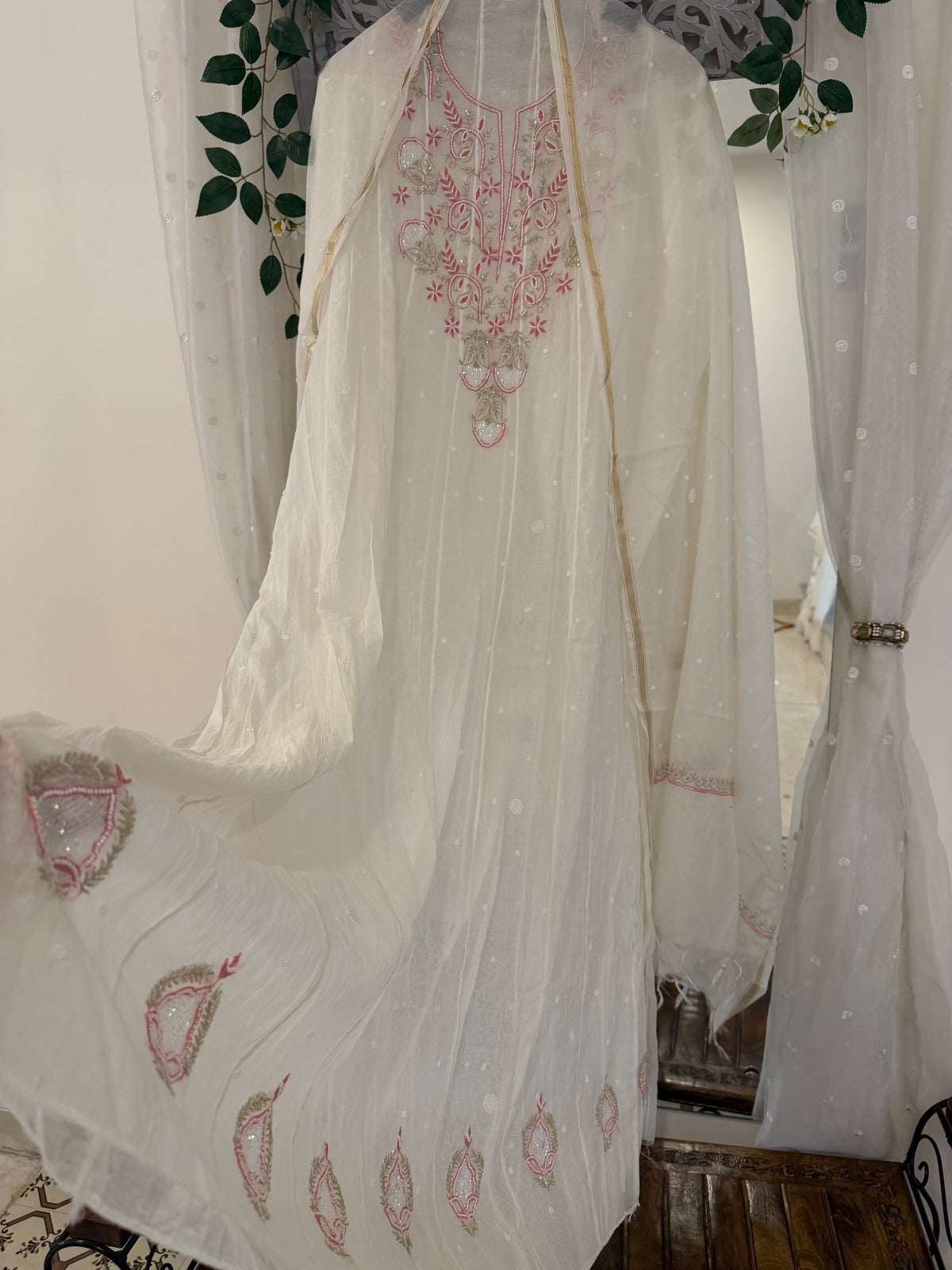 Anah pure mul chanderi anarkali (semi stitched)