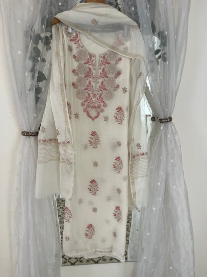 Maaha pure mul chanderi suit set (Unstitched)
