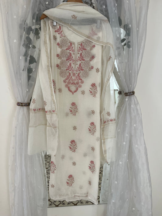 Maaha pure mul chanderi suit set (Unstitched)