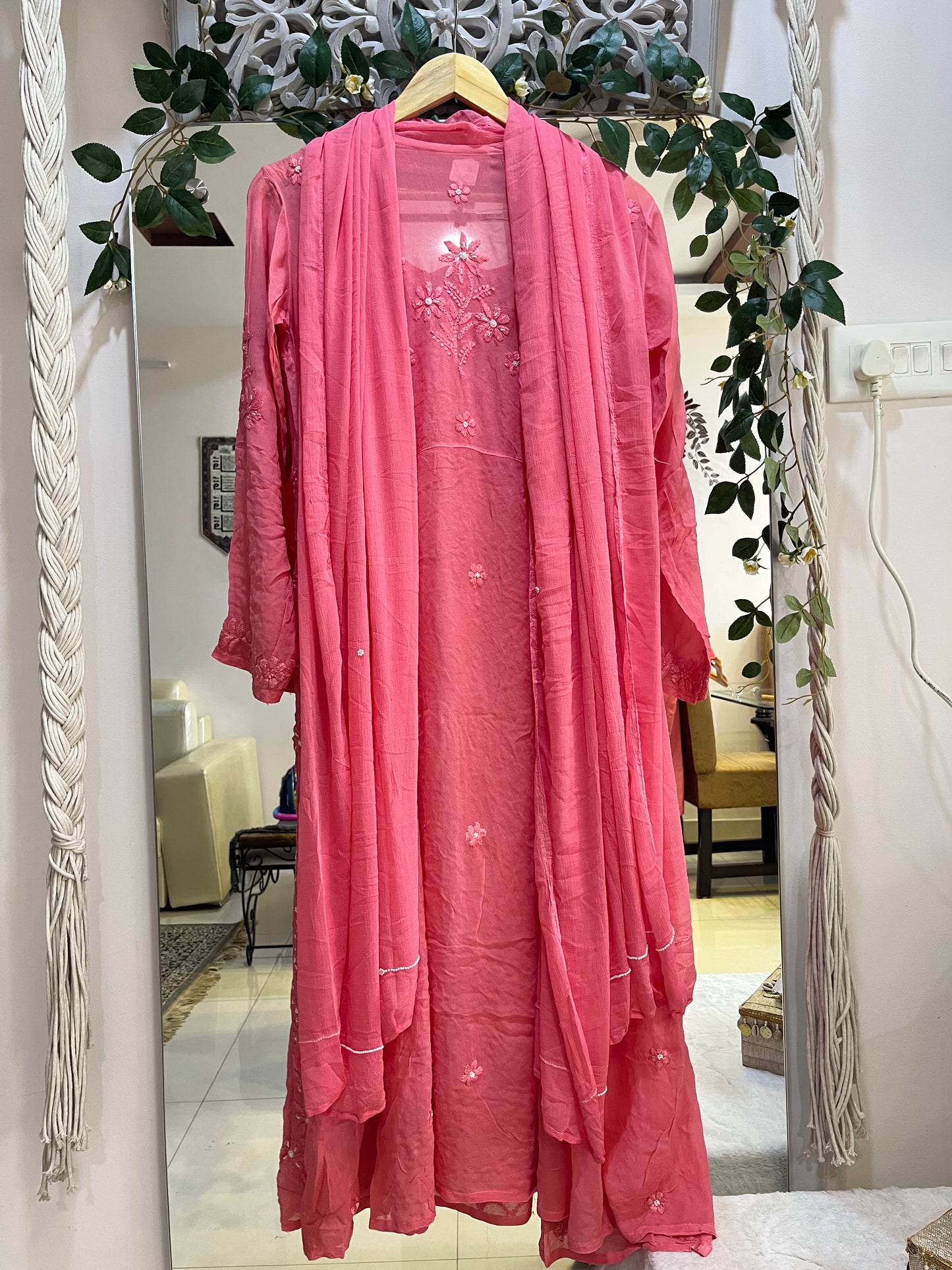 Maahi Anarkali suit set