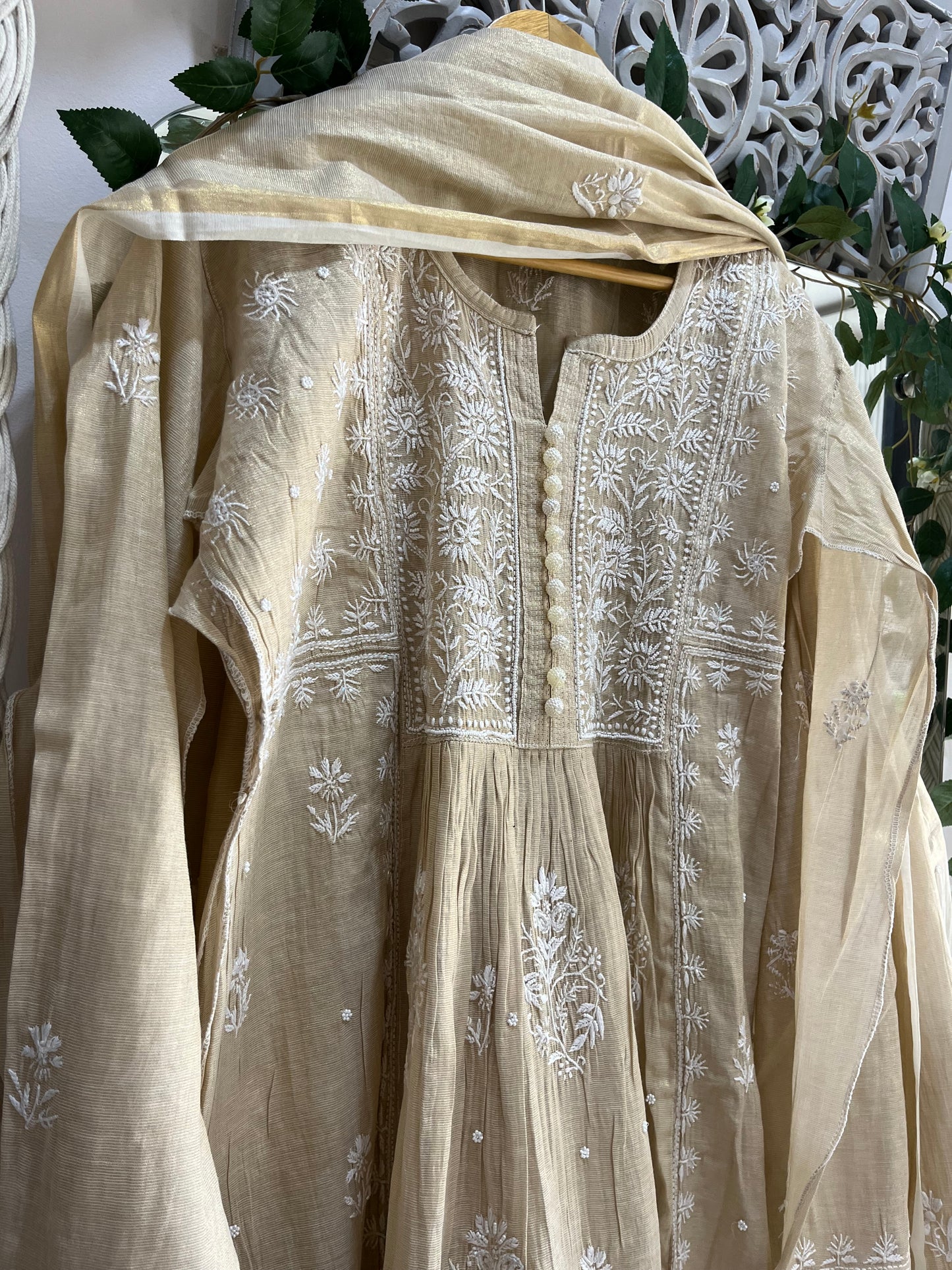 Tanaaz tissue suit set
