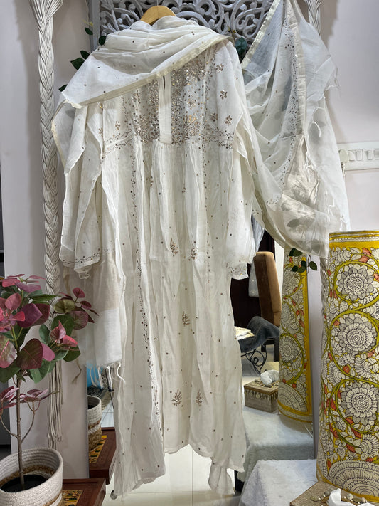 Kiran mul kamdani suit set