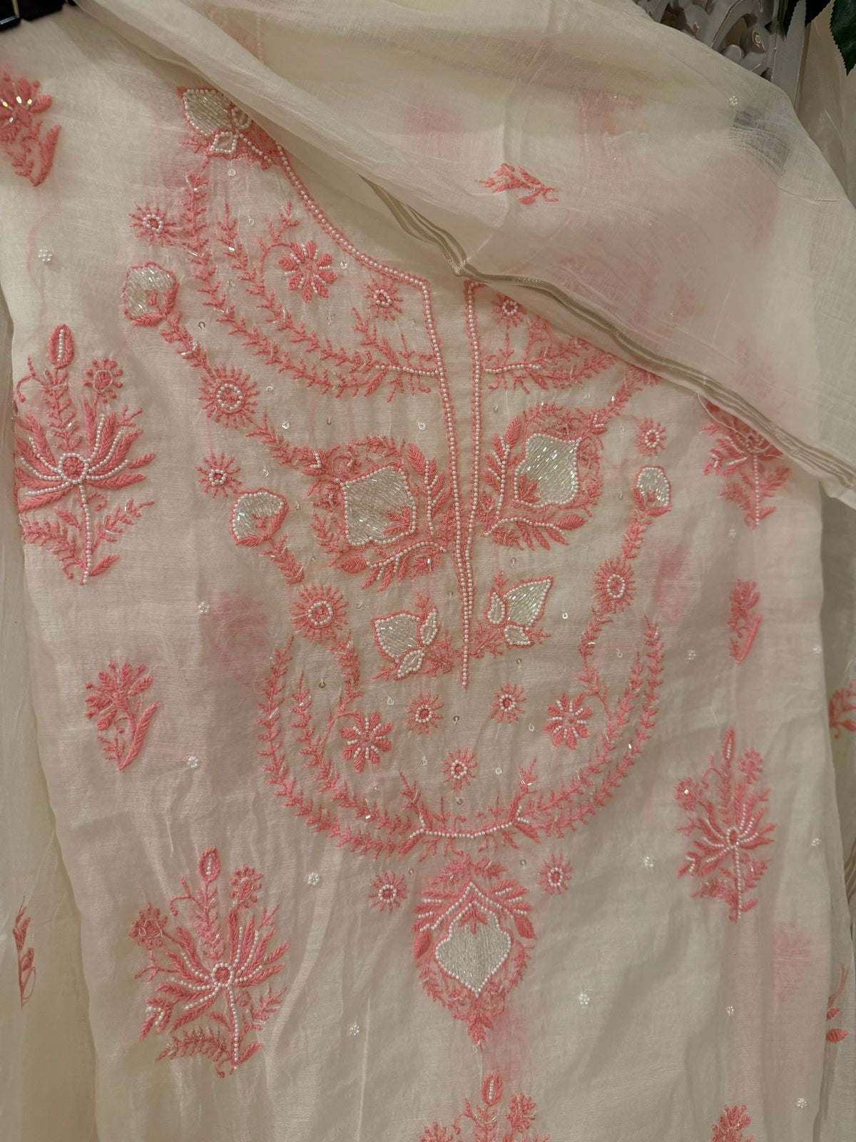 Maaha pure mul chanderi 3 piece suit set (Unstitched)