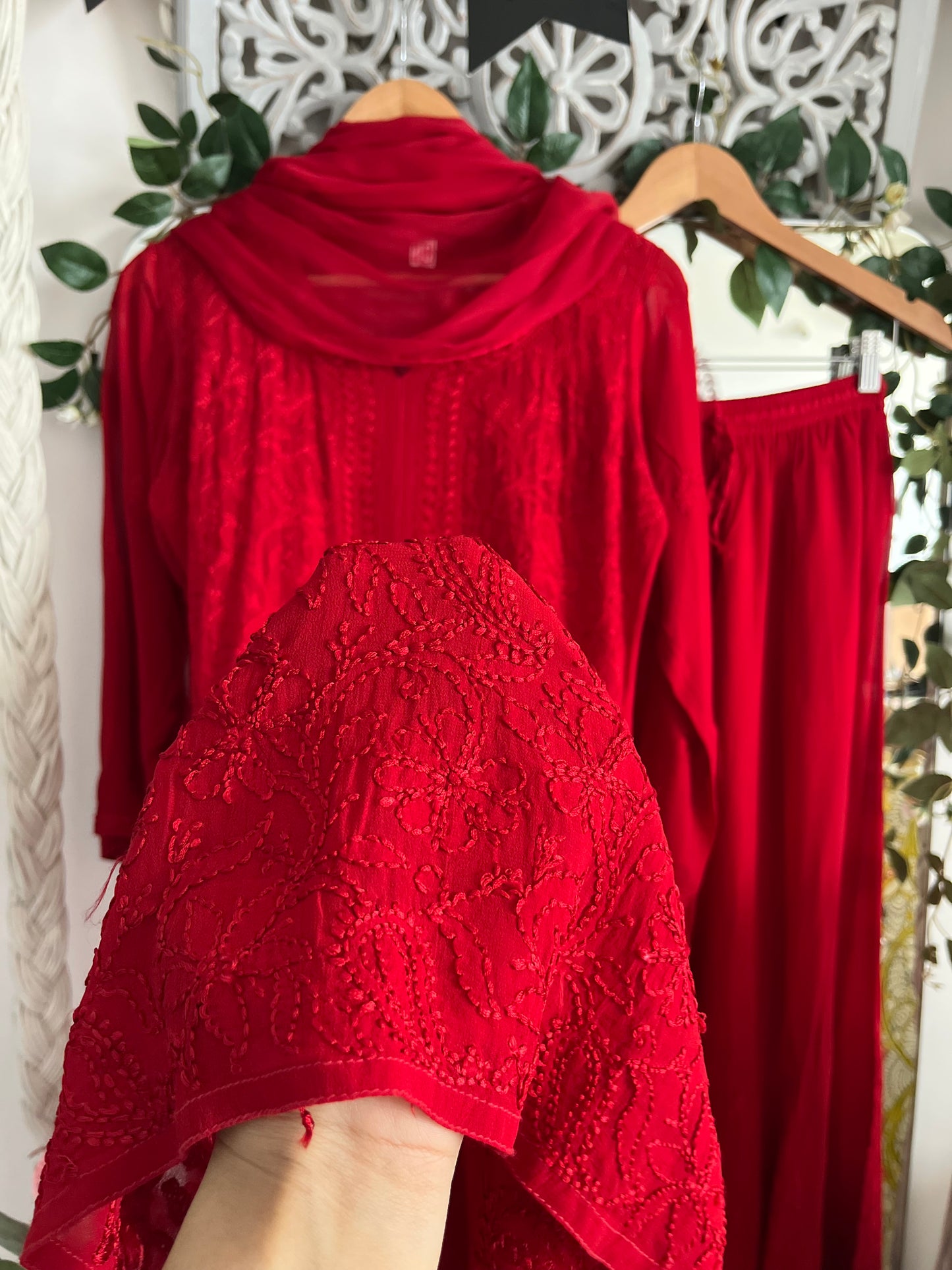 Noor sharara suit set red
