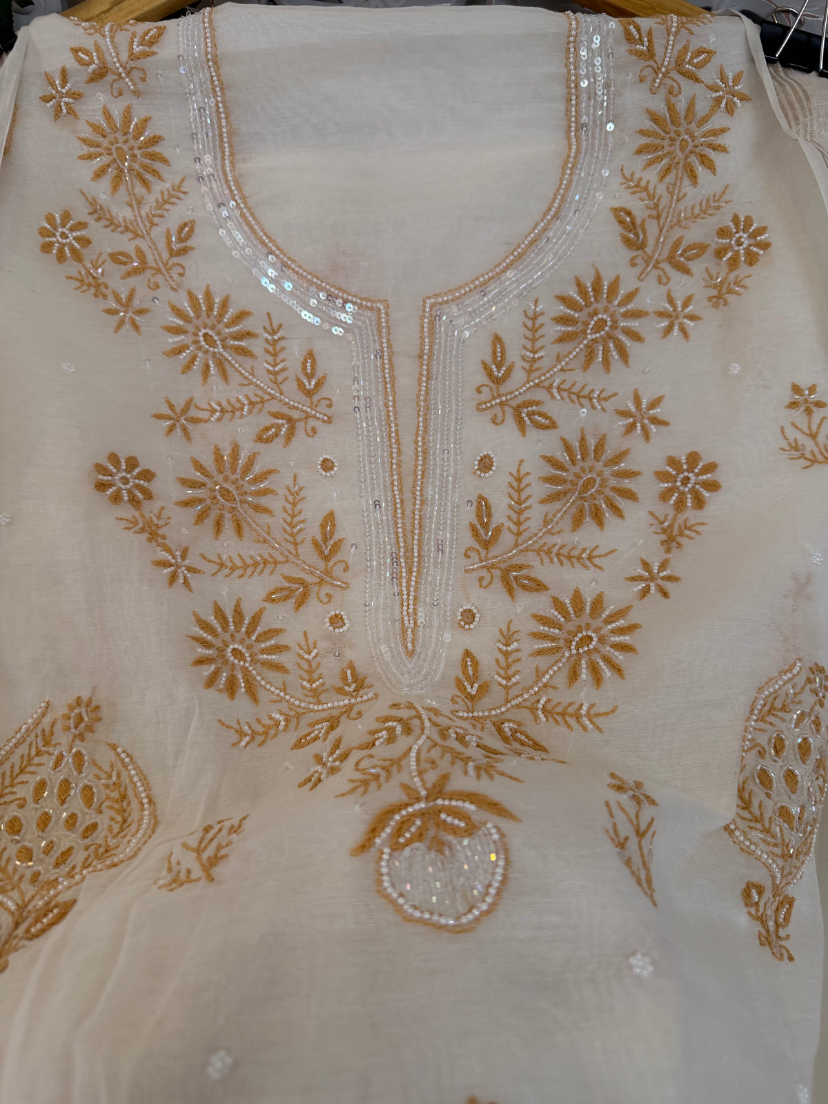 Maaha pure mul chanderi 2 piece suit set (Unstitched)