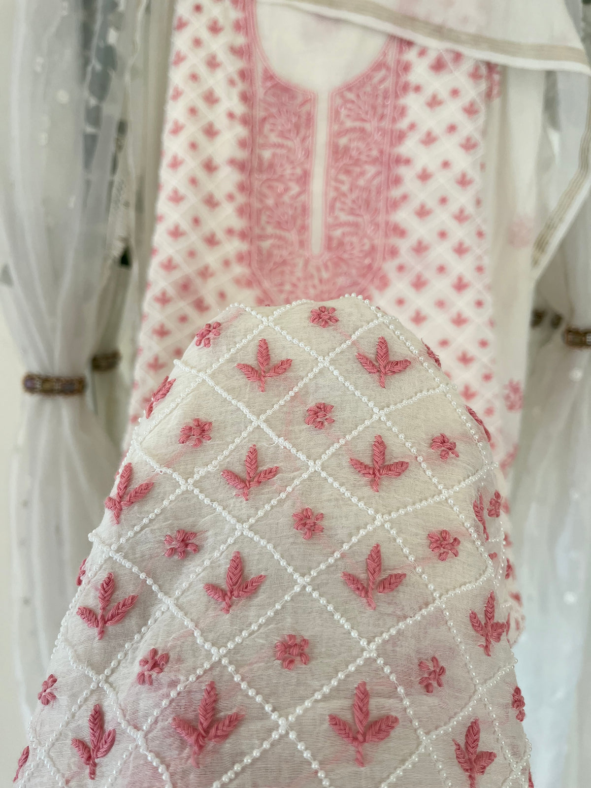 Anaiza mul chanderi suit set