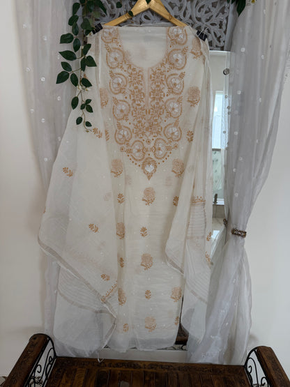 Maaha pure mul chanderi 2 piece suit set (Unstitched)