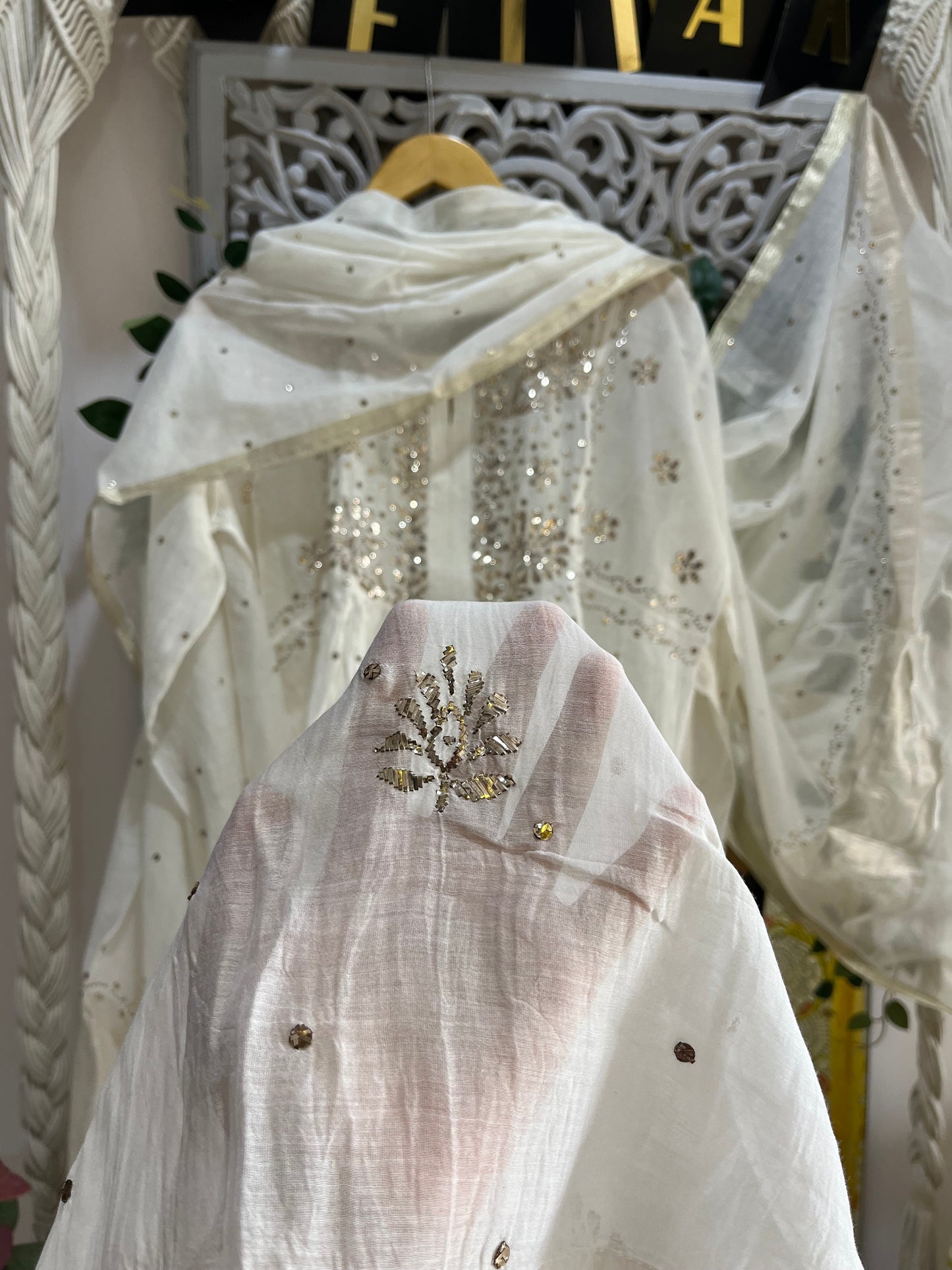 Kiran mul kamdani suit set